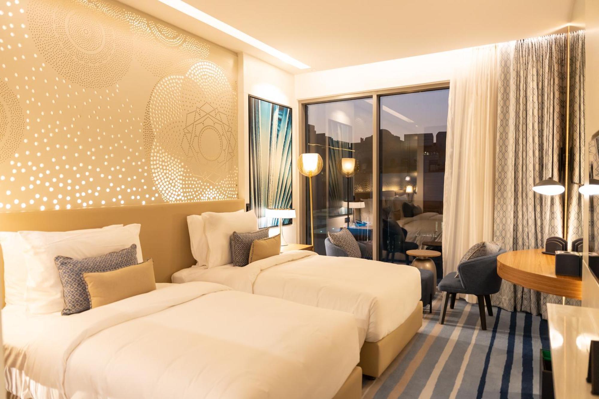 Tumbi West Palm Beach Hotel Dubai,Tapestry Collection Hilton Luaran gambar