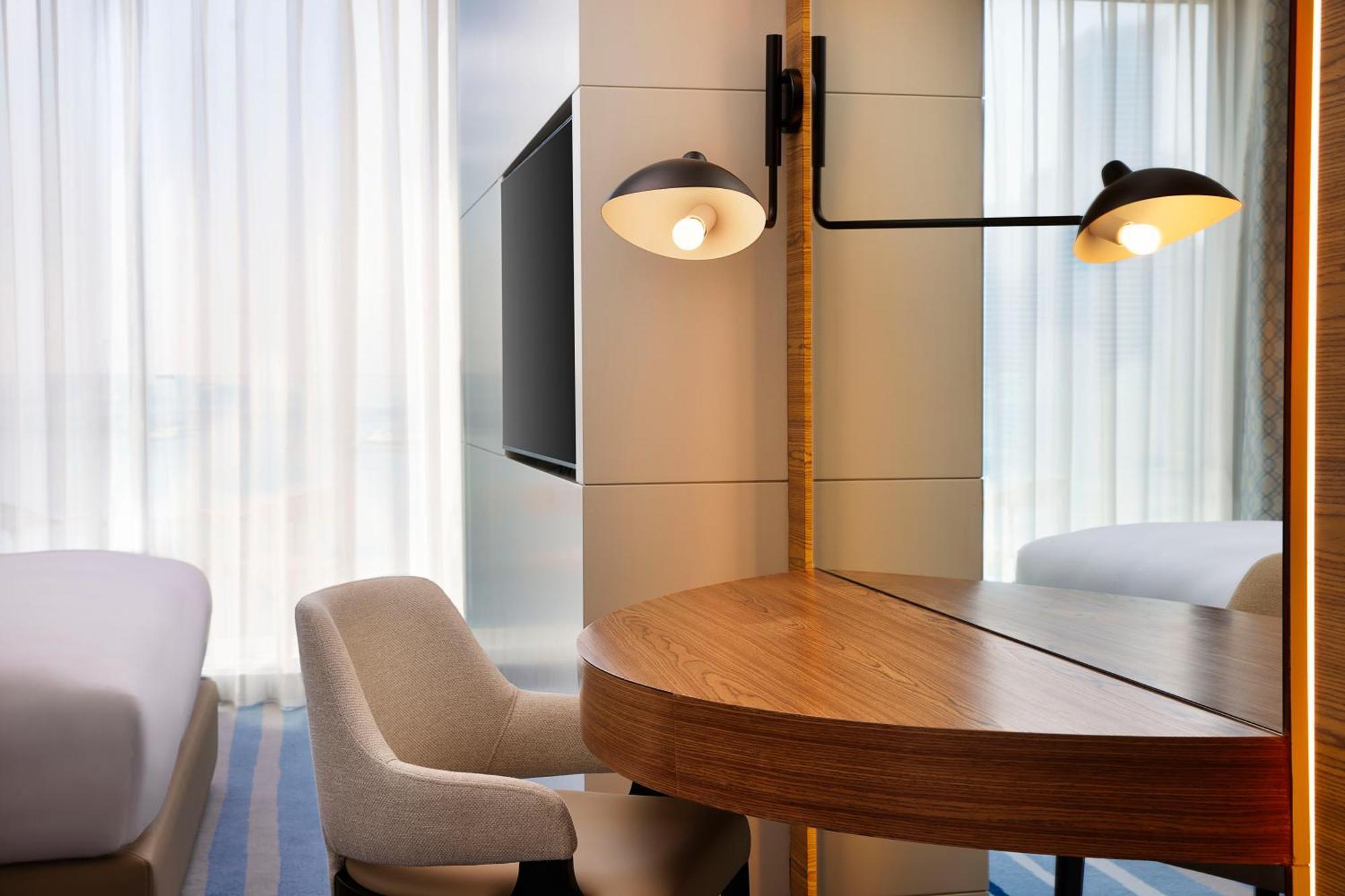 Tumbi West Palm Beach Hotel Dubai,Tapestry Collection Hilton Luaran gambar