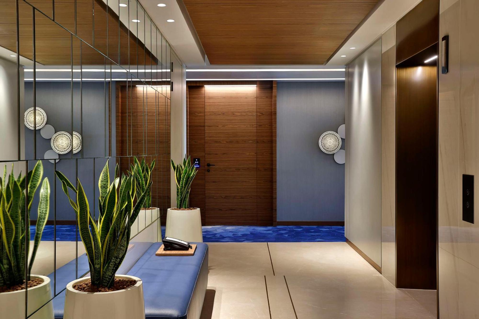 Tumbi West Palm Beach Hotel Dubai,Tapestry Collection Hilton Luaran gambar